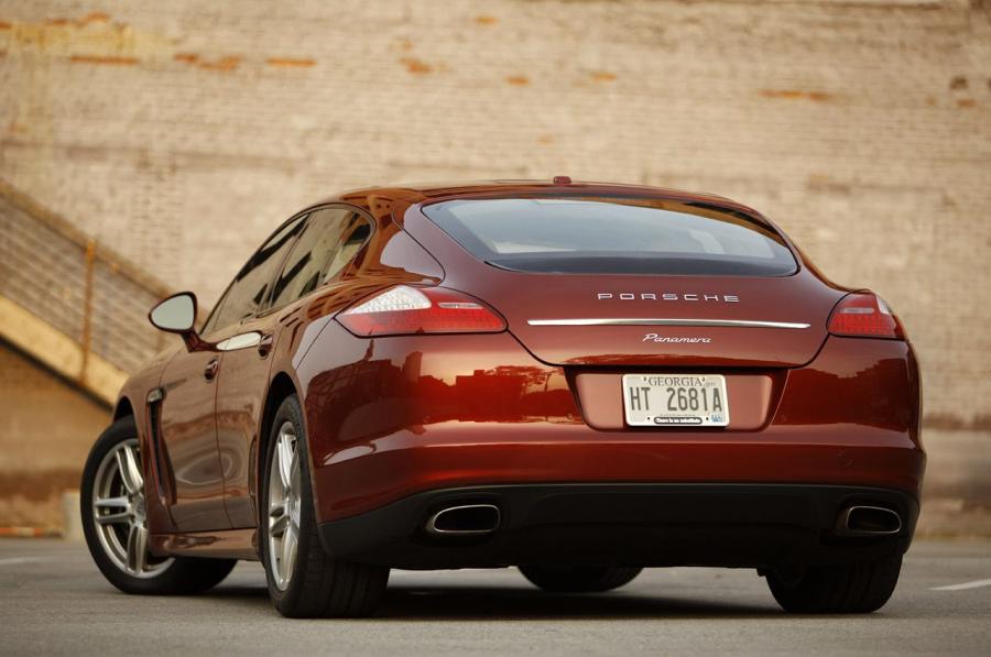  Porsche Panamera V6 2011 года  (фото 14 из 36)